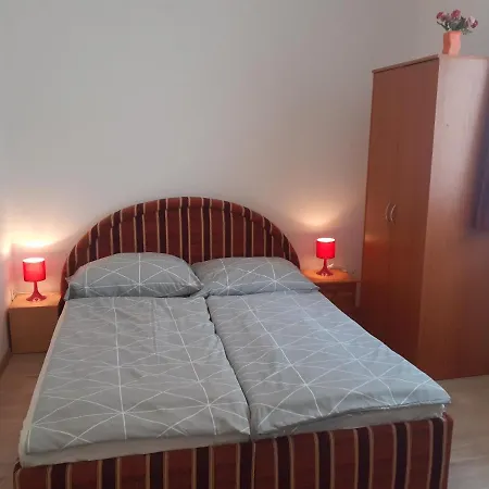Anna Apartment